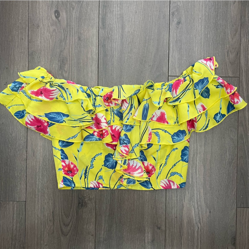 Yellow floral cropped off the shoulder ruffle top size medium